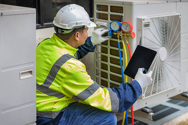 Professional Hvac Installation technician working in Osceola, AR